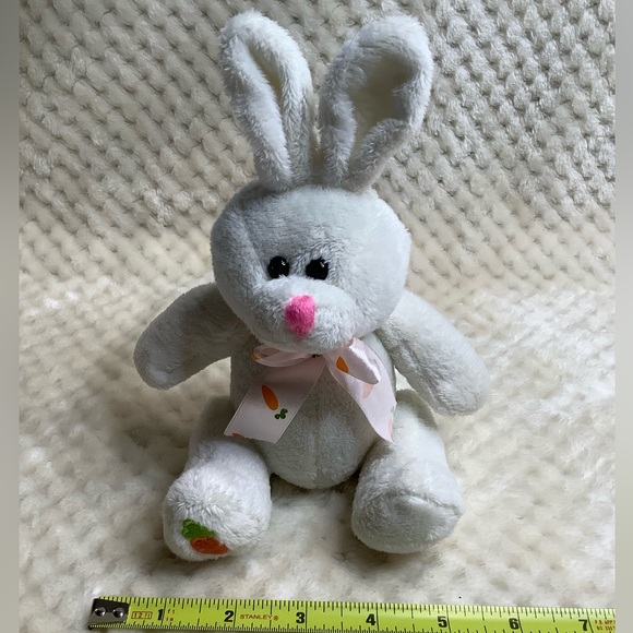 Unbranded White Plush Bunny Rabbit Embroidered Carrot Foot Stuffed Animal Toy - Picture 10 of 12